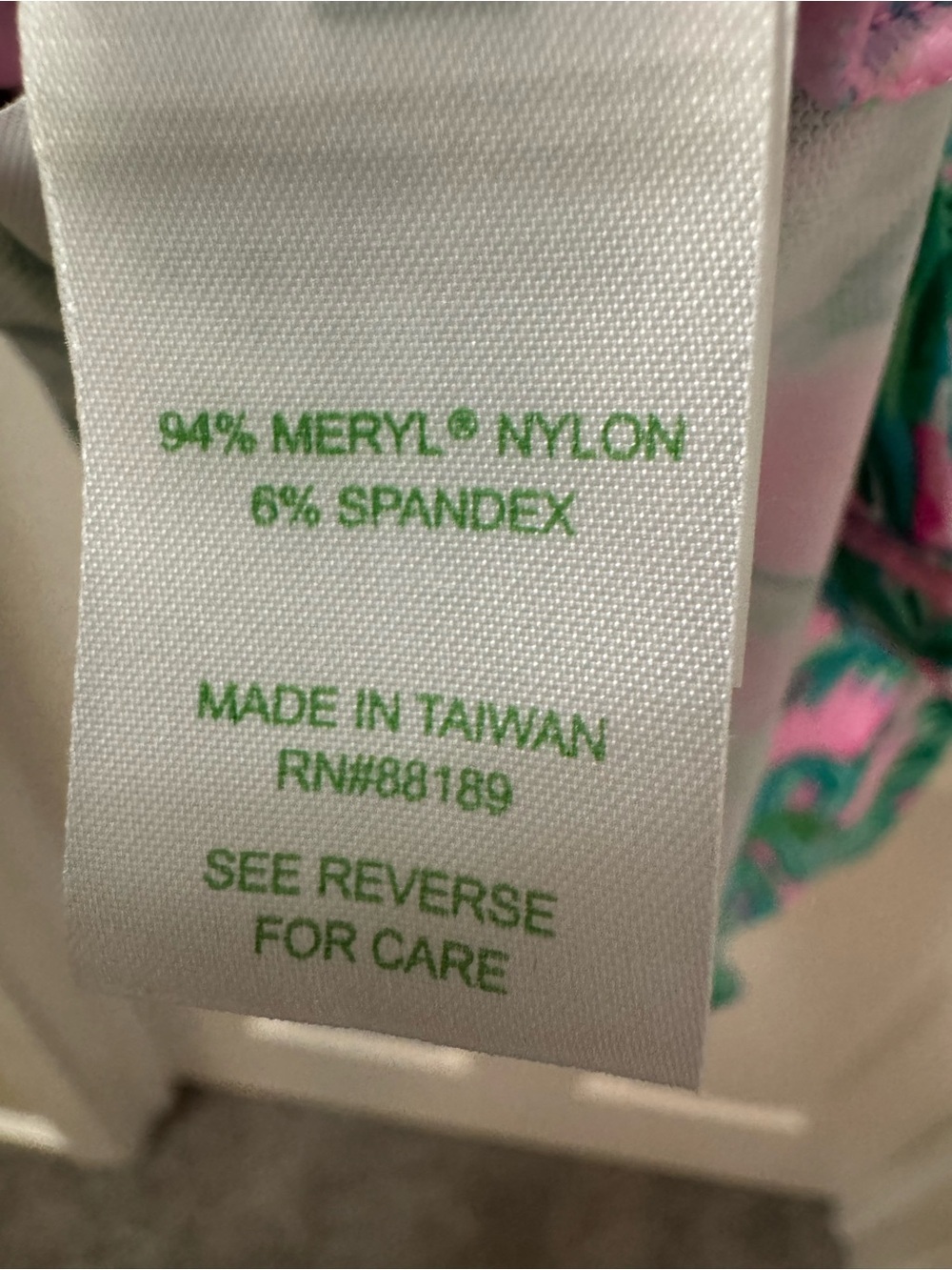 Lilly Pulitzer Chillylilly Top UPF 50+ Size S - Picture 8 of 9